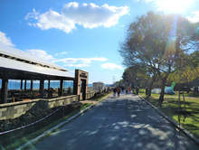 Община Бургас засилва сигурността по крайбрежната алея с поставянетао на нови седемдесет осветителни стълба