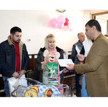 В град Левски миналата година са родени 72 бебета; родилното отделение и местната болница са стабилизирани