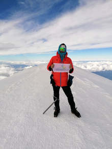Видинчанин покори връх Монблани успя да развее логото на кампаниятаПоход срещу диабета