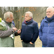 Петър Москов, Ваньо Шарков и представители на КОД се присъединиха към традиционното шествие от центъра на Ловеч до каменоломната на лагера "Слънчев бряг"