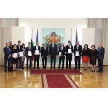 Шуменката Ванеса Гецева е отличена с грамота "Джон Атанасов" за дебютен пробив в компютърните науки