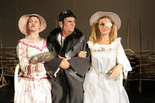 Ямболският драматичен театър ще открие творческия сезон с възстановен спектакъл по разкази на Чудомир