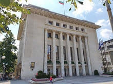 Община Бургас кани именниците на 6 декември да се включат в общинската Никулденска снимка