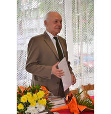 Дългогодишният кореспондент на БТА Петър Бакалов издаде книга за Северна Корея