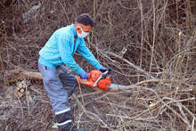 Перник се почиства с маски и ръкавици