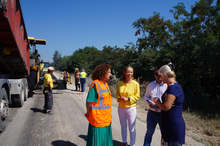 Областният управител на Пловдив Дани Каназирева и началникът на ОПУ - Пловдив  Йордан Калев инспектираха ремонта на пътя за Хисаря