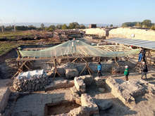 Извършена е теренна консервация на разкритото през археологическия сезон на крепостта "Ковачевско кале" край Попово