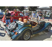 Над 70 автомобила участваха в Ретро парад в Хасково