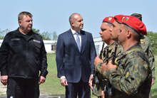 Много е важно страната ни да успява да поддържа военната техника в изправност, смята президентът