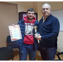 Кметът на Пещера отличи млад състезател за принос към развитието на спорта в града