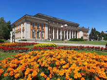 Над 24 000  цветя и многогодишни растения са засадени в центъра на Перник