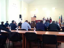 Общинският съвет в Кърджали повишиместните данъци