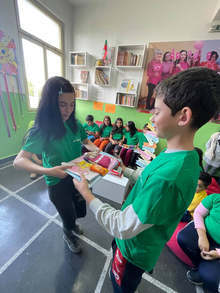 Деца помагат на деца в разградско училище