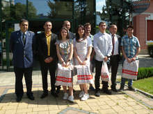 В Разград наградиха победителите в конкурса за плакат на тема "Живот без дрога"