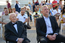 В деня на Съединението учителят Найден Ангелов и неврохирургът проф. д-р Николай Райнов бяха удостоени със званието "Почетен гражданин на Ловеч"