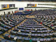 Младежи от България представиха визията си за Европа на Младежка конференция в Страсбург