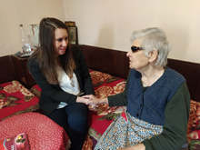 Незряща жена от Гърчиново бе оперирана и прогледна след благотворителна кампания на община Опака