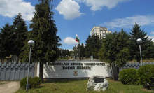 Представители на НВУ "Васил Левски" ще поднесат цветя пред паметника на Апостола в центъра на Велико Търново днес