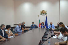 Съборът на Бузлуджа не може да се проведе в условията на пандемия, категоричен е областният управител на Стара Загора Гергана Микова