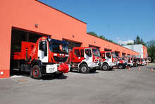 Приемни за граждани с открити телефонни линии отварят пожарникарите в Пернишка област