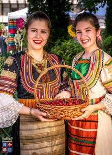 Изложения на череши, туристически обиколки, домашни храни и художествен проект ще има на предстоящото издание на Празника на черешата в Кюстендил