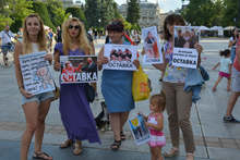 Протест срещу управлението на България има за единайсета вечер в Русе