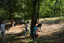 Общинската администрация почисти парк "Стратеш" в Ловеч