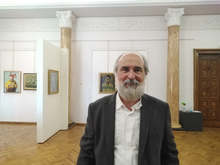 Юбилейна изложба представя художникът Иван Стратиев в Перник