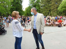 И областният управител на Търговище подкрепи благотворителния концерт "Дари добро, подари усмивка"