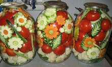 Конкурсът "Есен в буркани" "търси" най-вкусната, пъстра, лесна или пък трудоемка туршия сред домакини от страната