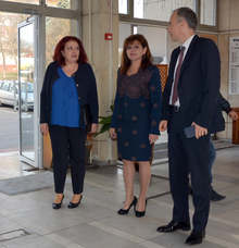 Има възможност за преструктуриране на учебния материал заради грипната ваканция, каза в Симеоновград министър Красимир Вълчев