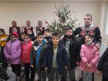 Коледари от ансамбъл "Мизия" в Търговище благославяха ученици