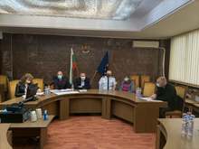 Закриват нерентабилните автобусни линии в Ловешка област