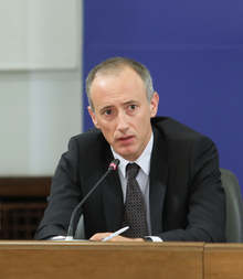 ПП ГЕРБ се ангажира да поддържа средните учителски заплати на ниво над 125 процента от средните за страната