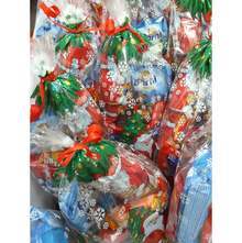 Над 700 деца в Добричката община получават за Коледа празнични торбички от кмета Соня Георгиева