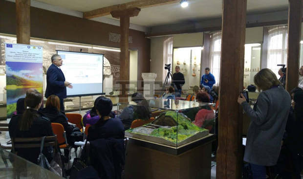 В Плевен днес започна гостуване на изложба с 18 макета на обекти от България и Румъния под мотото "Дунав - река с много обща история"