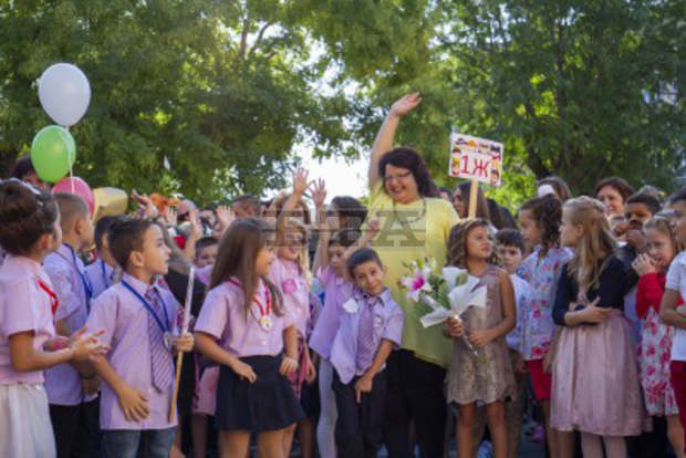 Община Стара Загора осигурява безплатен транспорт за учениците през първия учебен ден