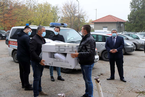 Фондация предостави постелъчно бельо за разкриващите се нови легла в ковидотделението към Горнооряховската болница
