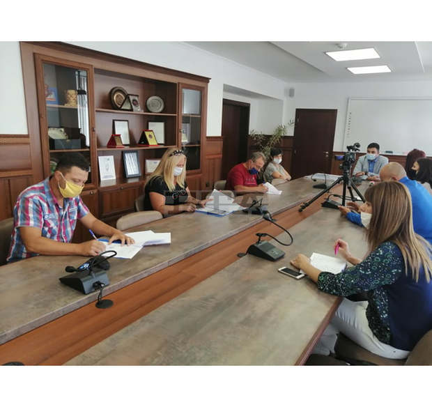 Договори за облагородяване на междублокови пространства в Димитровград са сключени с домоуправители