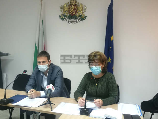 Затварят се пенсионерските клубове в Пазарджишка област