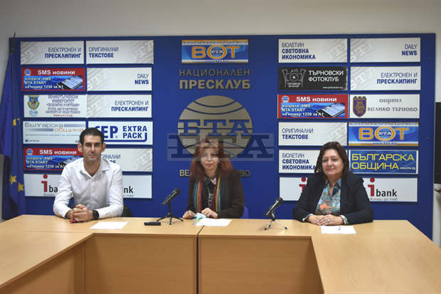 Ученици  са изготвили историческо и географско изследване за празниците и обичаите на етносите във Великотърновския край