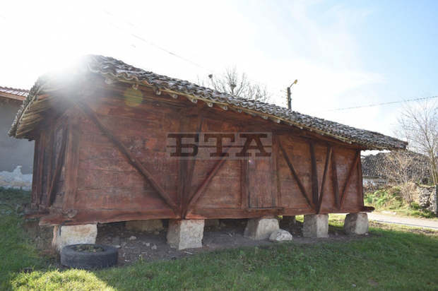 Реставрираха сграда-паметник на културата в разградското село Ушинци