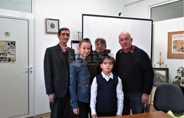 Деветгодишно момче от Габрово е прочело 71 книги за една година