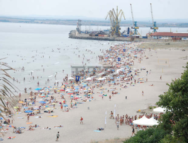 От утре плажът в "Слънчев бряг" ще е без спасители