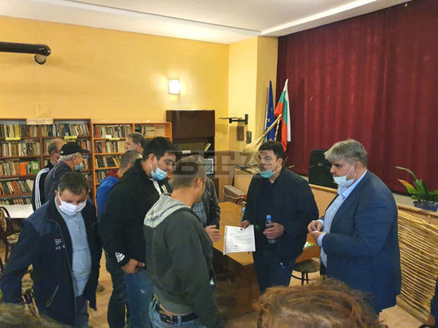 Кметът на Димитровград подкрепи жителите на село Бряст против изграждането на площадка за отпадъци