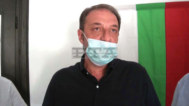 Следователи ще разследват убийството на 56-годишен мъж от 15-годишен младеж в с. Искра