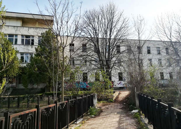 Плевен дарява сгради на висшето авиационно училище за разкриване на факултет Плевен дарява сгради на висшето авиационно училище за разкриване на факултет