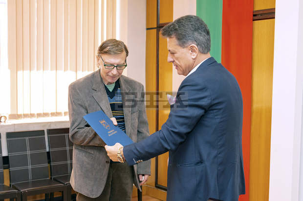 Борислав Петров и Борислав Геронтиев са тазгодишните носители на националната литературна награда "Иван Динков"