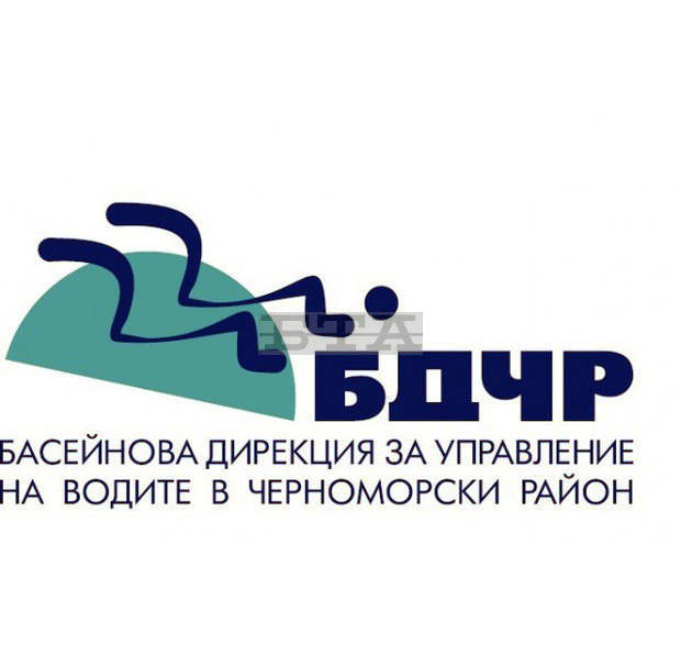 Басейнова дирекция разпореди на консеционера на плажа в Созопол незабавно да преустанови дейности в Черно море