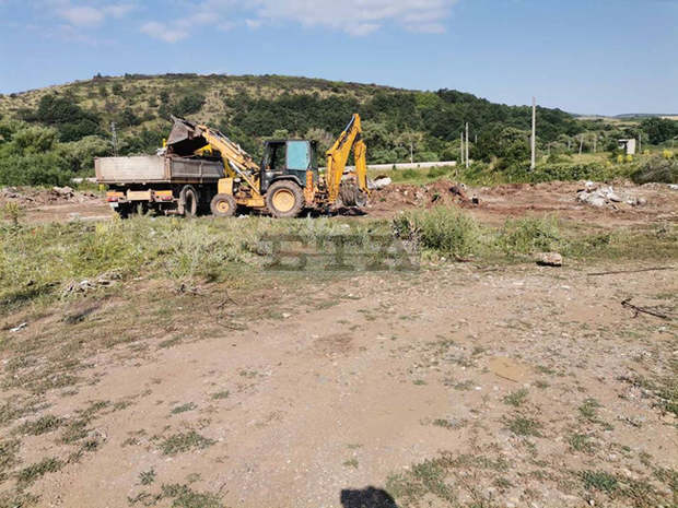 Над 76 тона отпадъци са извозени от нерегламентирани сметища в  Батановци